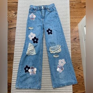distressed floral jeans from urban outfitters in size 26!!